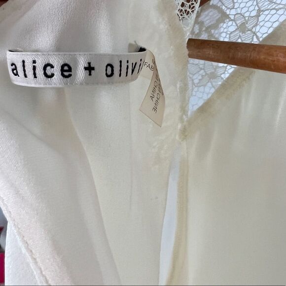 ALICE + OLIVIA Ivory Danyelle Lace Detail Bateau Neckline Sleeve Silk Blouse - Picture 7 of 11
